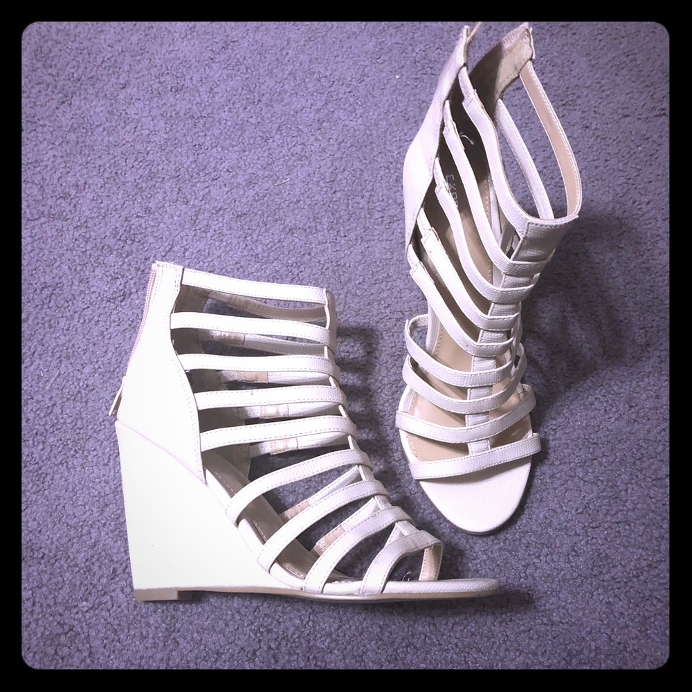 🆕 Express High Wedges